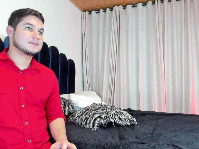 CameronandMartin's BongaCams show and profile