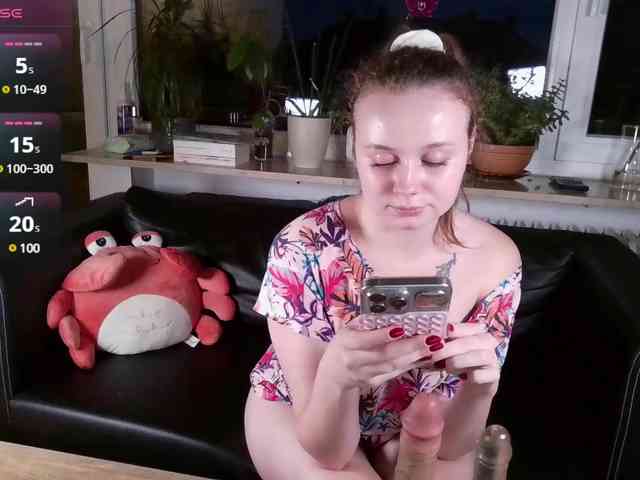 mika-tyan-of webcam