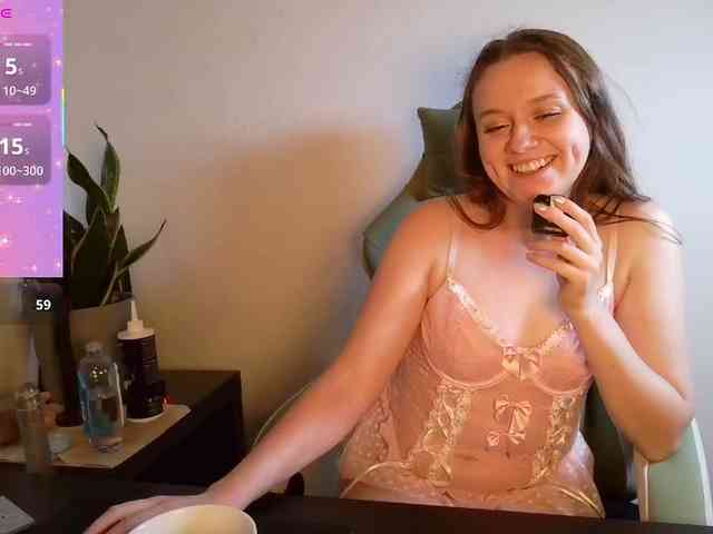 mika-tyan-of webcam