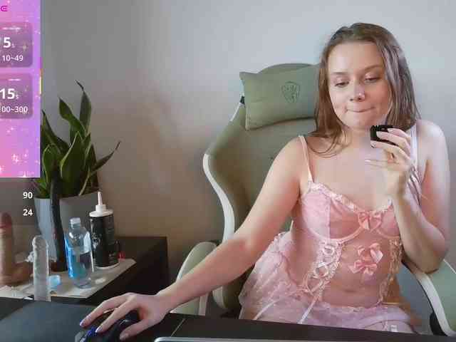 mika-tyan-of webcam