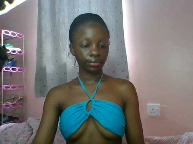 Xoxoteshy webcam