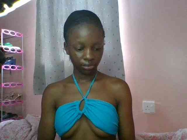 Xoxoteshy webcam