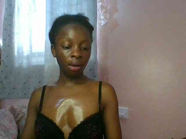 Xoxoteshy webcam