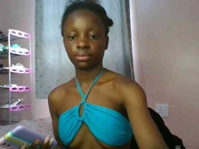 Xoxoteshy webcam