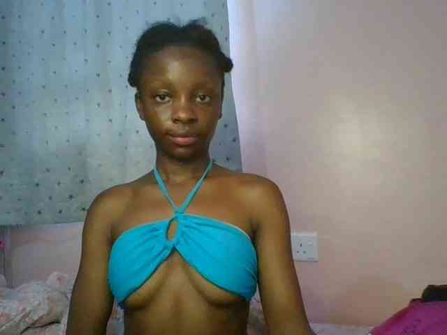 Xoxoteshy webcam