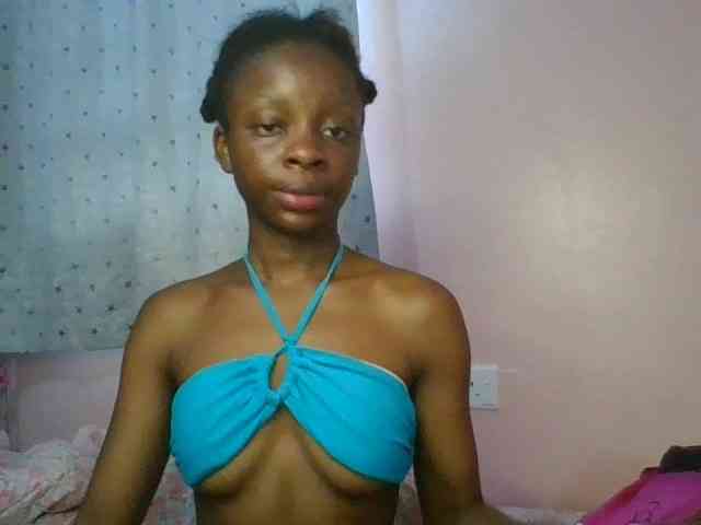 Xoxoteshy webcam