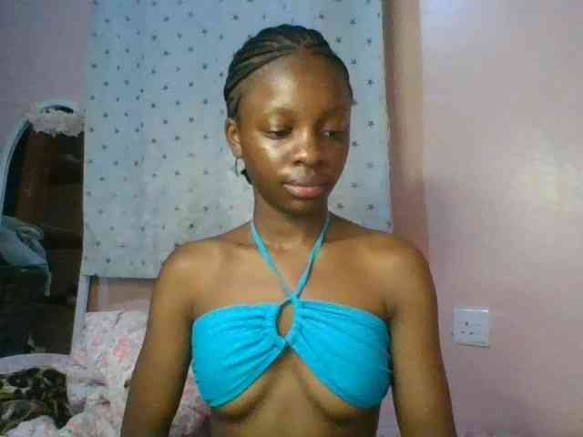 Xoxoteshy webcam