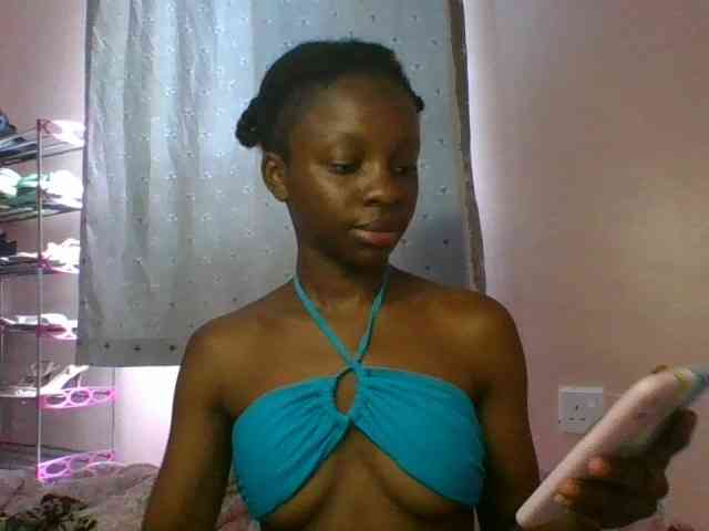 Xoxoteshy webcam