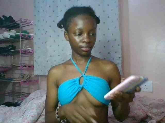 Xoxoteshy webcam