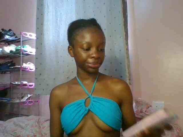 Xoxoteshy webcam