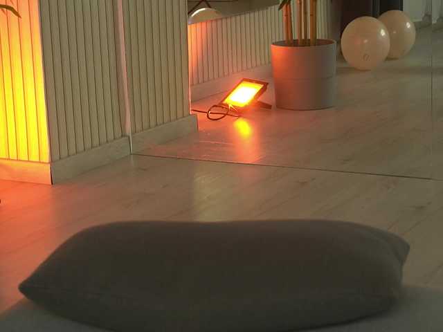 EmmaBlanco's BongaCams show and profile