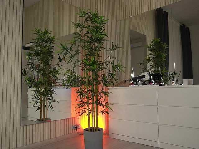 EmmaBlanco's BongaCams show and profile