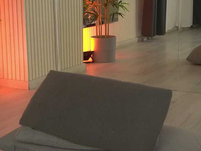 EmmaBlanco — NAUGHTY GIRL HERE FOR YOU, READY TO BLOW YOUR WORLD  113366111 PVT ON! #lovense #new #squirt #bigass #feet