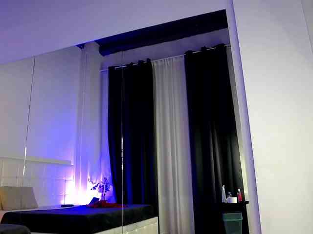 EmmaBlanco webcam
