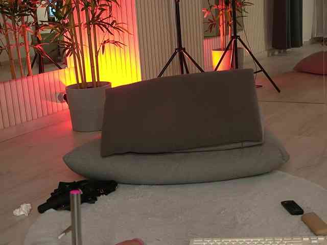 EmmaBlanco webcam