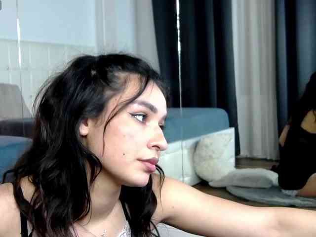 EmmaBlanco webcam