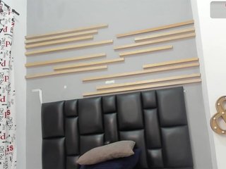 krystalcatro Porn Show