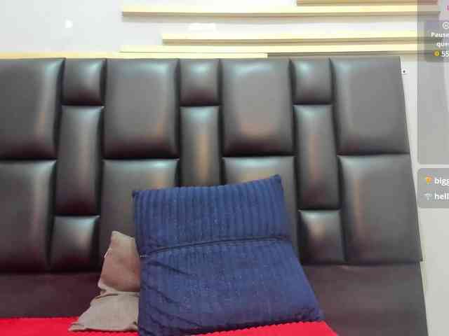 krystalcatro webcam