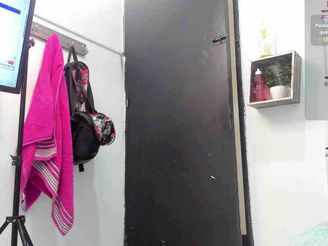 krystalcatro webcam