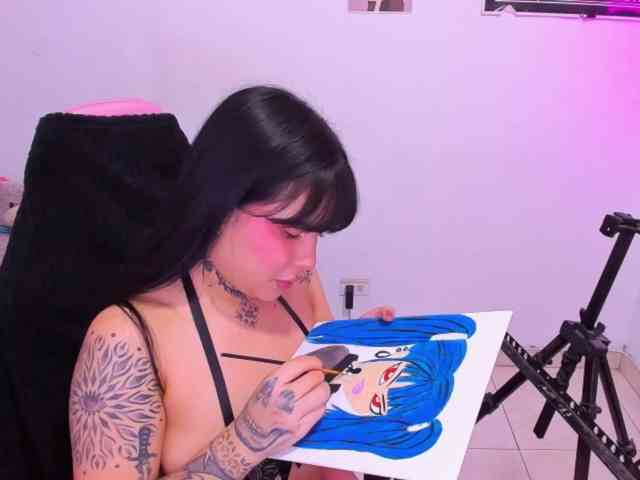 CleoMoonnude webcam