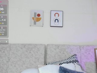 thamiina Porn Show