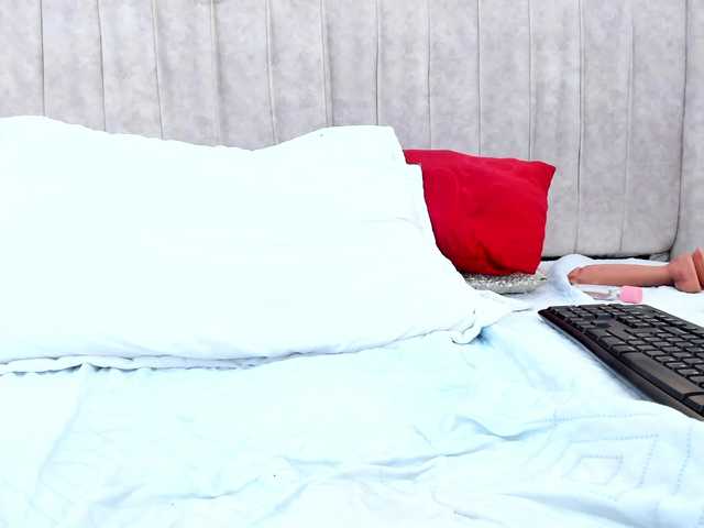 thamiina's BongaCams show and profile