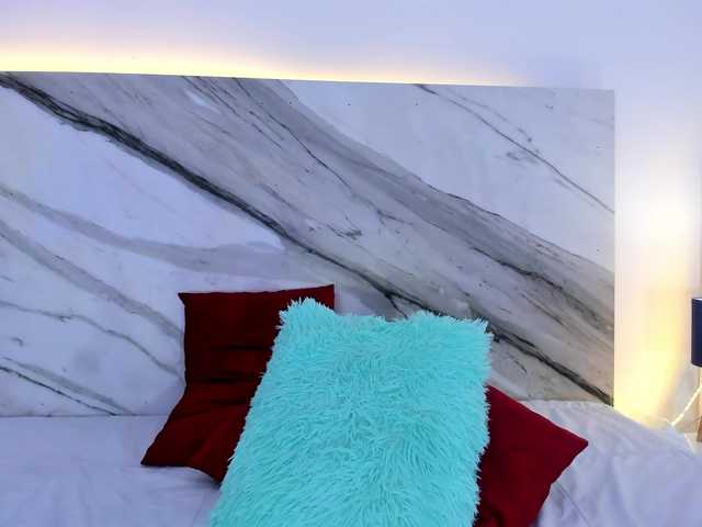 thamiina's BongaCams show and profile