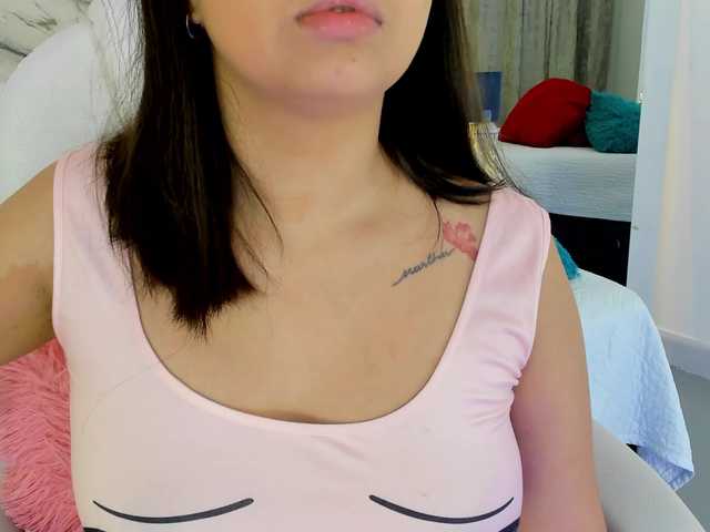 thamiina's BongaCams show and profile