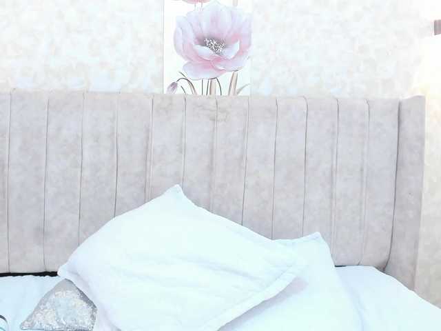 thamiina's BongaCams show and profile