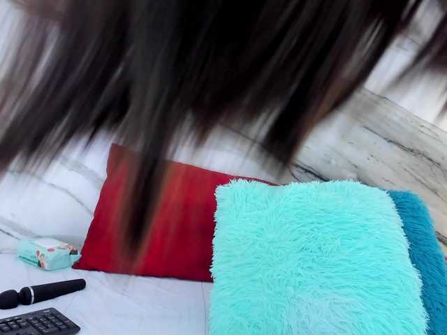 thamiina's BongaCams show and profile