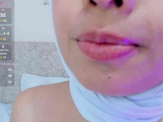 webcam random chat Thamiina