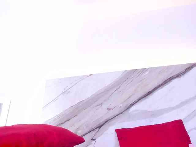 thamiina webcam