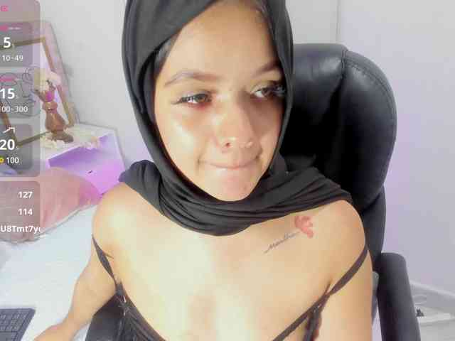 thamiina webcam