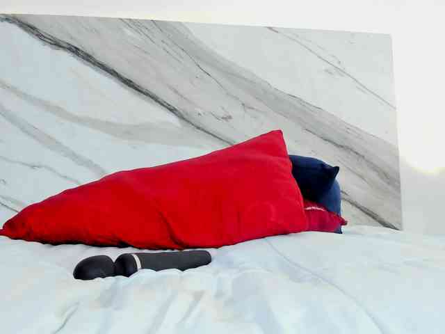thamiina webcam