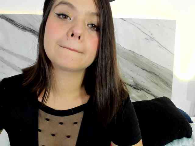 thamiina webcam