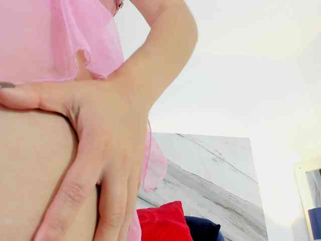 thamiina webcam