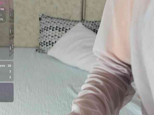 thamiina webcam
