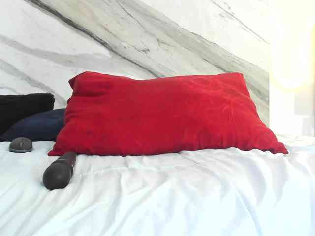 thamiina webcam