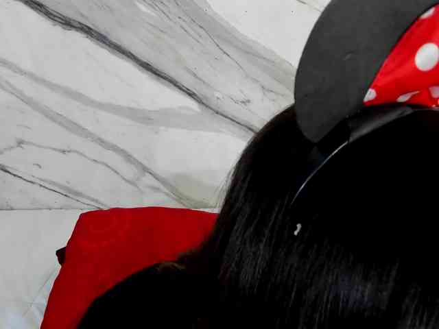 thamiina webcam