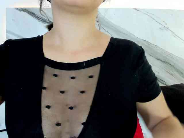 thamiina webcam