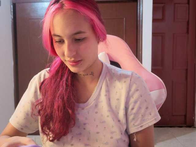 alyssy-nc's BongaCams show and profile