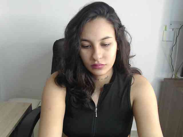 alyssy-nc webcam