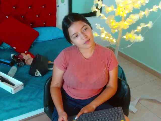 scarleth-snow webcam