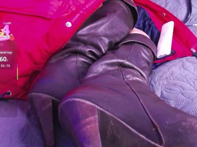 candysswett from BongaCams is Freechat
