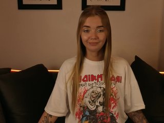 CarrieBradshaww Porn Show