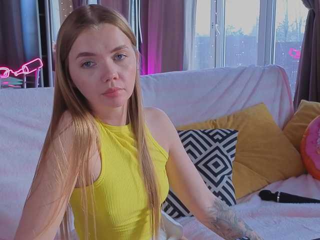 Trusty-dottie's BongaCams show and profile