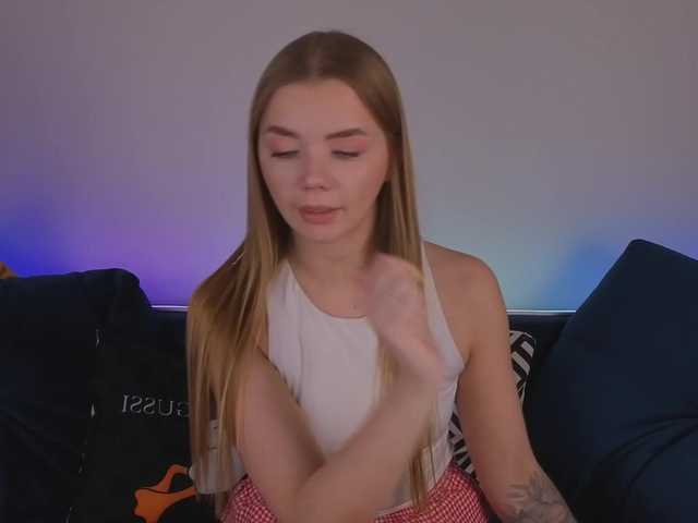 Trusty-dottie's BongaCams show and profile