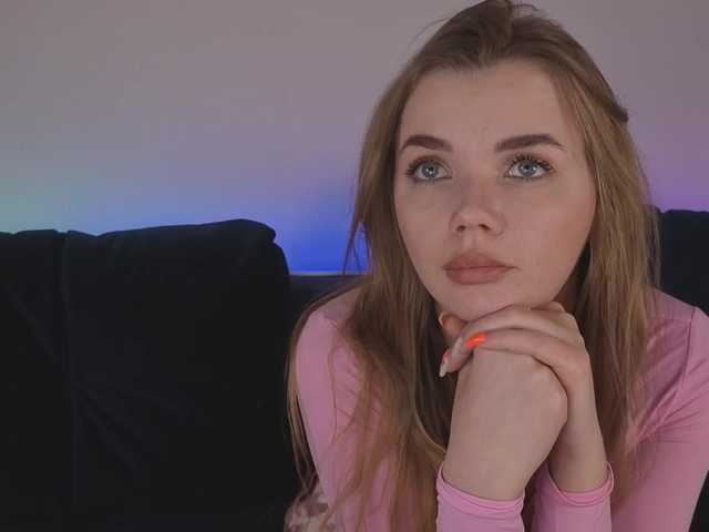 Trusty-dottie's BongaCams show and profile