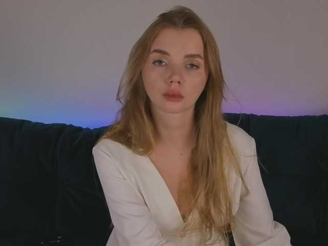 Trusty-dottie's BongaCams show and profile