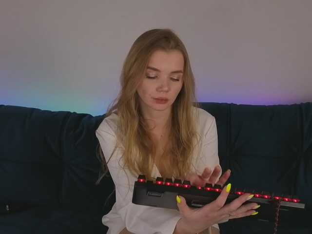 Trusty-dottie's BongaCams show and profile